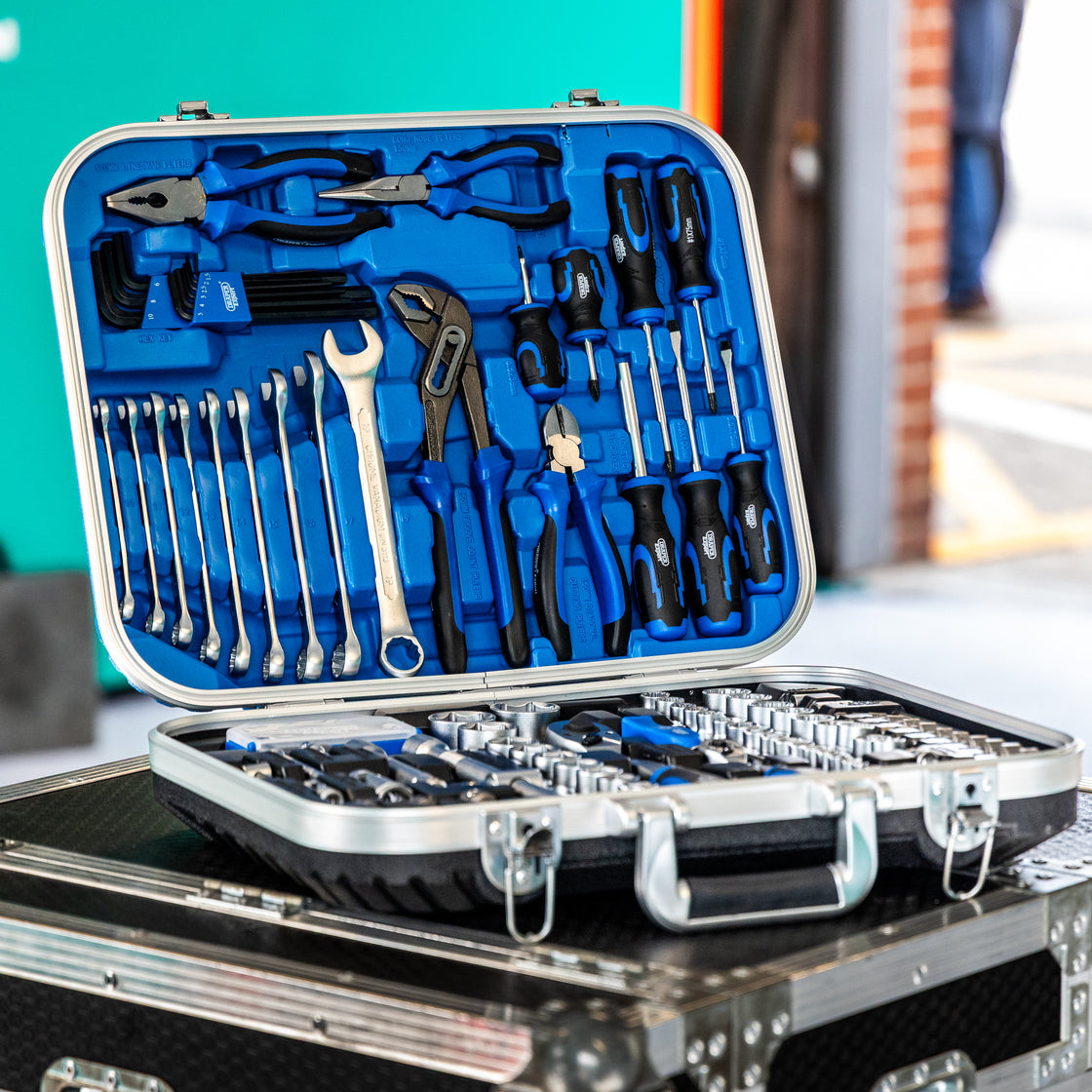 The Draper Expert Mechanics Tool Kit open